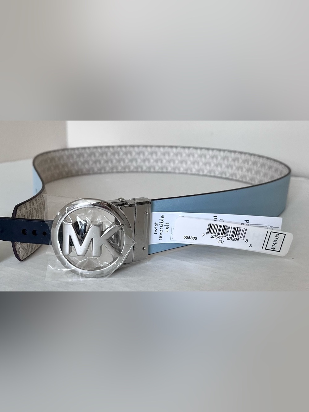 New Machael Kors Women Reversible Logo Belt Size S - Picture 2 of 4
